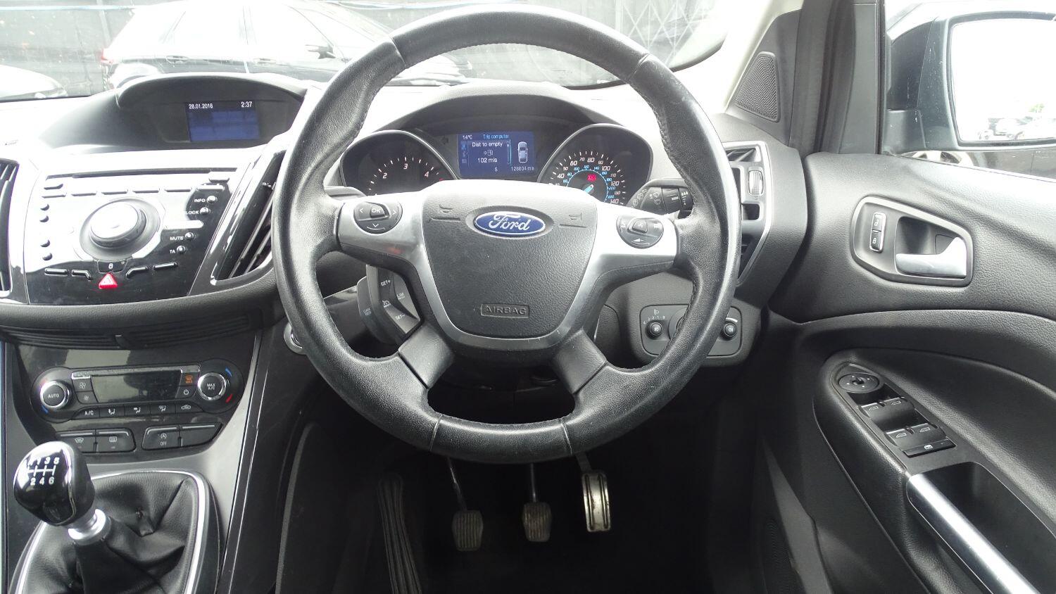 Used Ford Kuga 2015 for sale - 76769189: Photo 45
