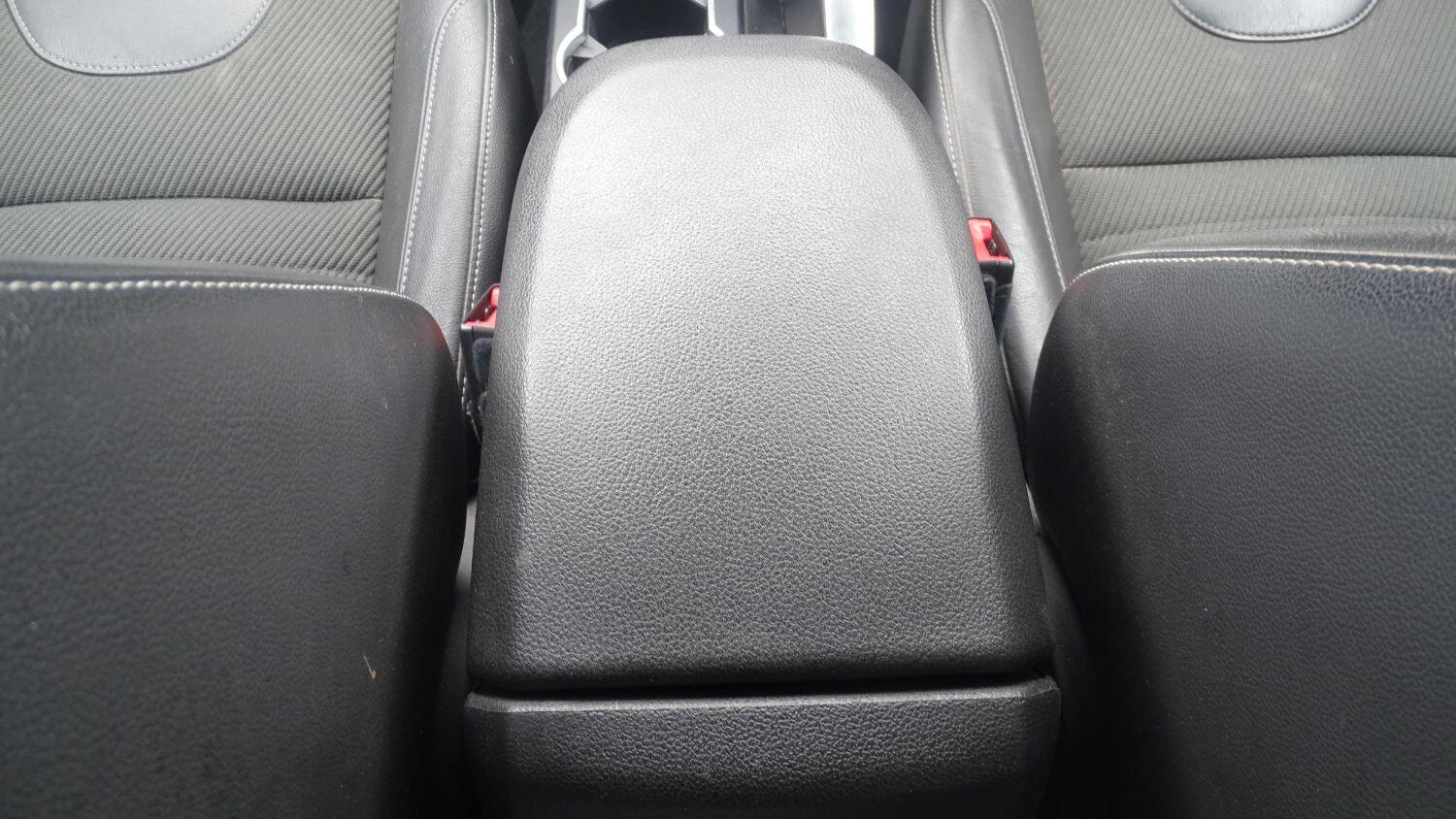 Used Ford Kuga 2015 for sale - 76769189: Photo 47