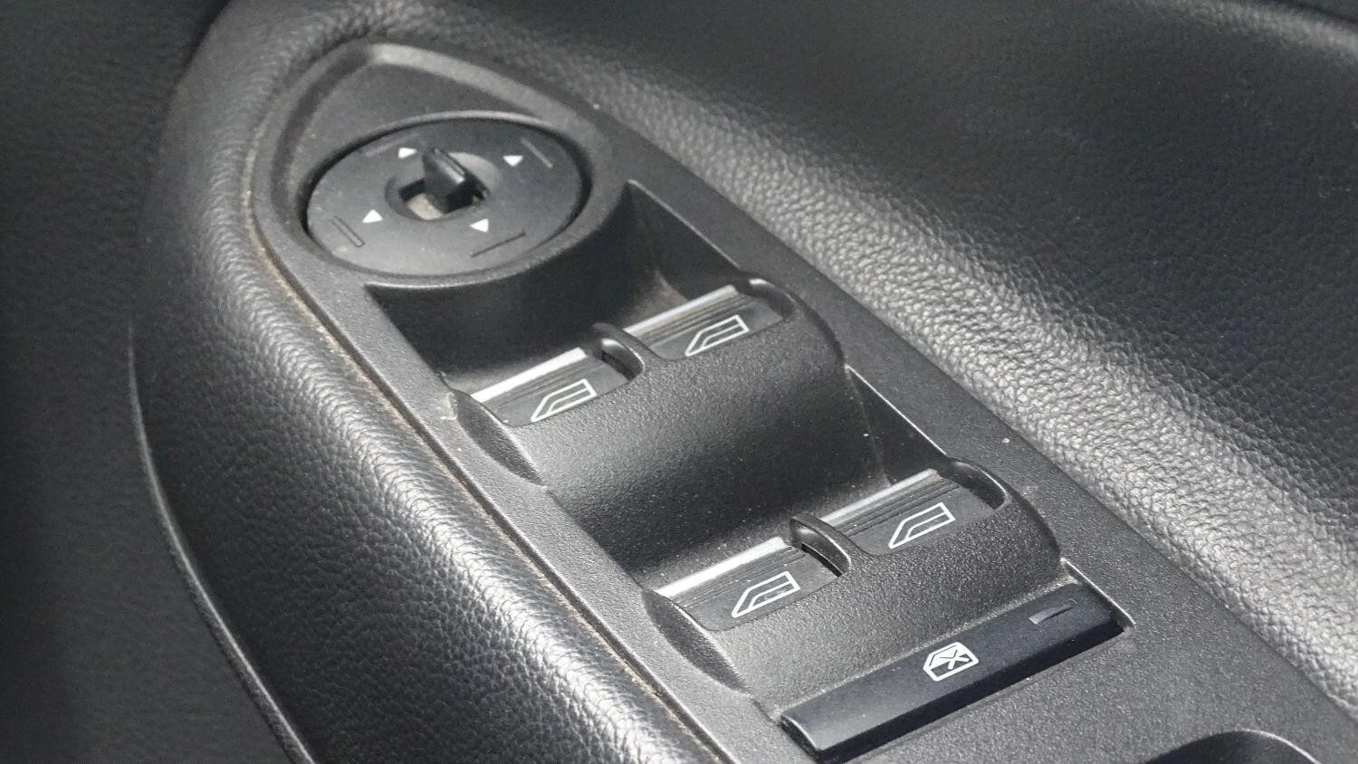 Used Ford Kuga 2015 for sale - 76769189: Photo 53