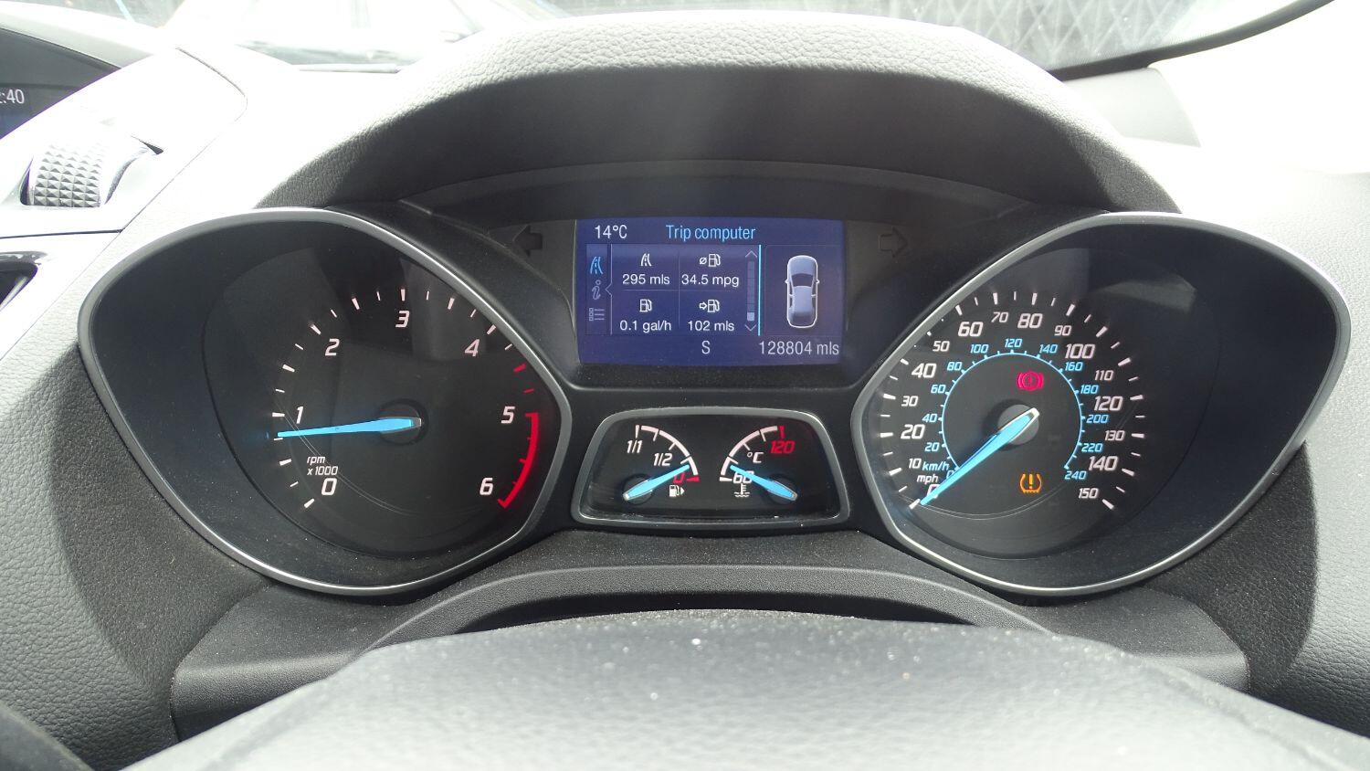 Used Ford Kuga 2015 for sale - 76769189: Photo 60