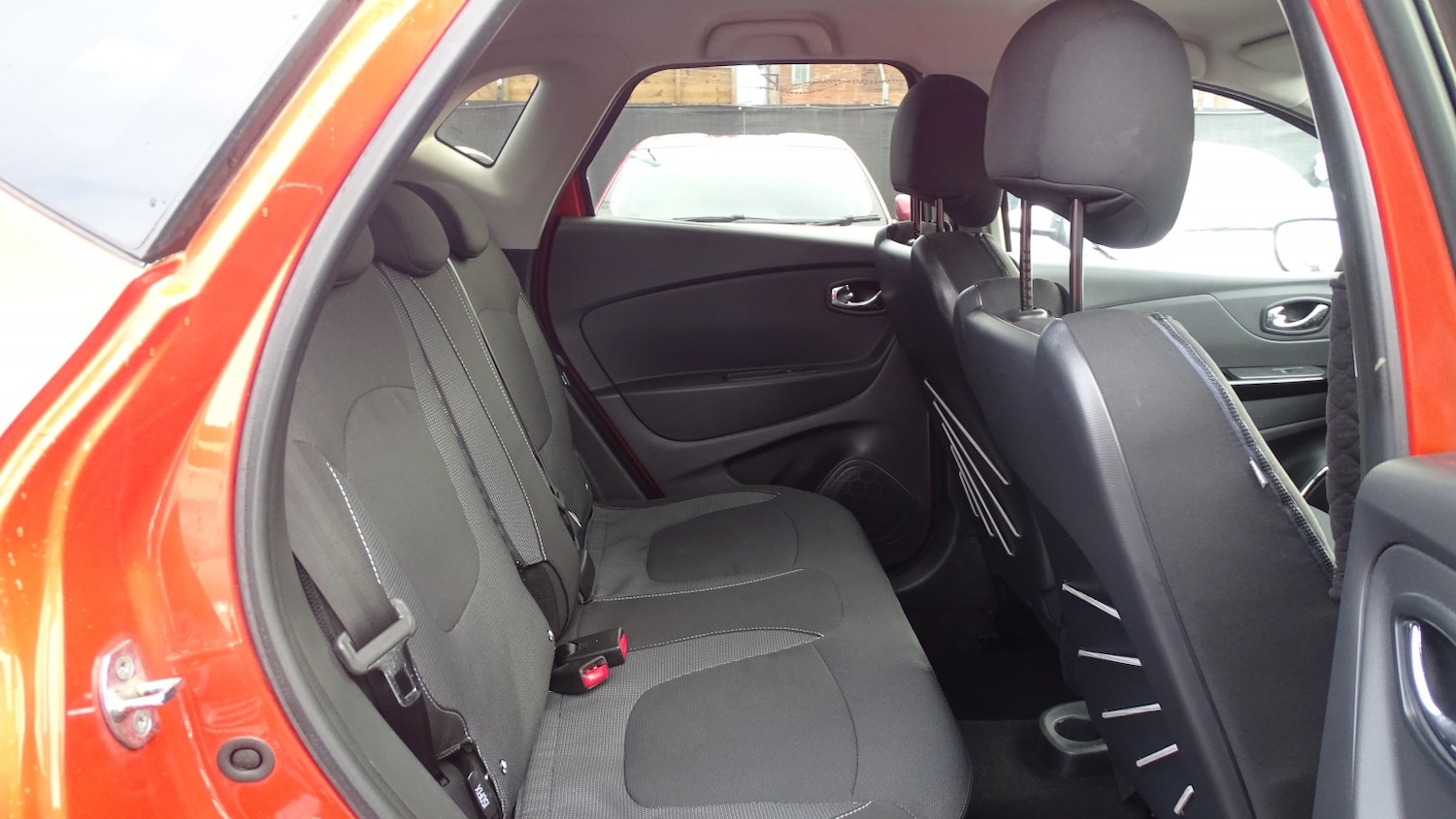 Used Renault Captur 2015 for sale - 76836967: Photo 21