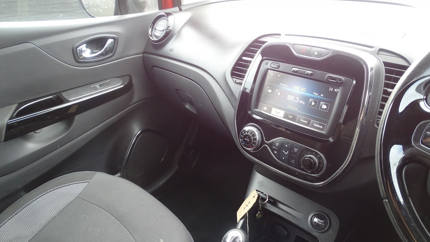 Used Renault Captur 2015 for sale - 76836967: Photo 38