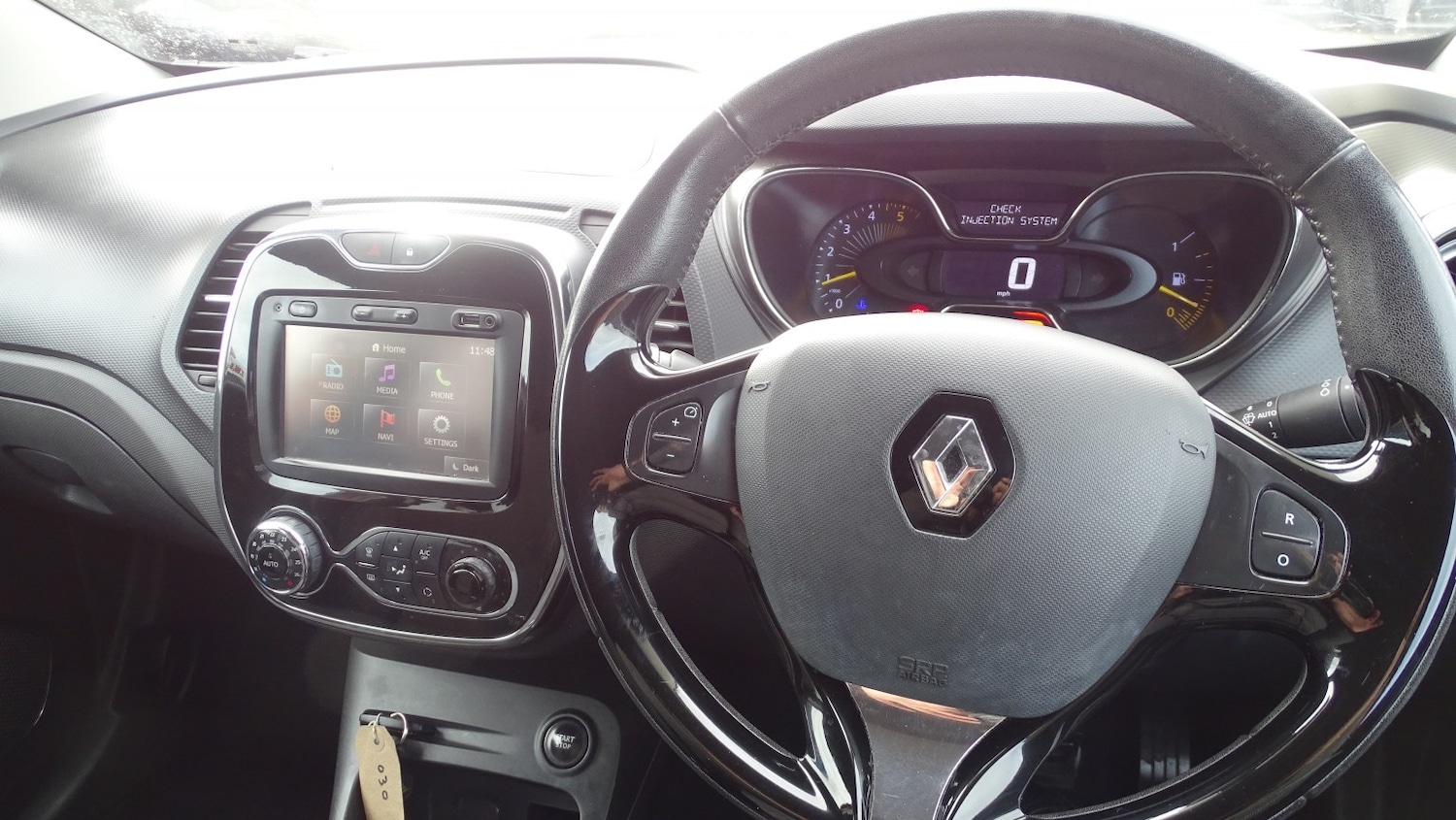 Used Renault Captur 2015 for sale - 76836967: Photo 42