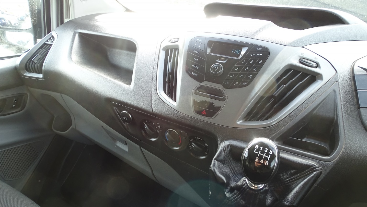 Used Ford Transit Custom 2015 for sale - 76347154: Photo 32