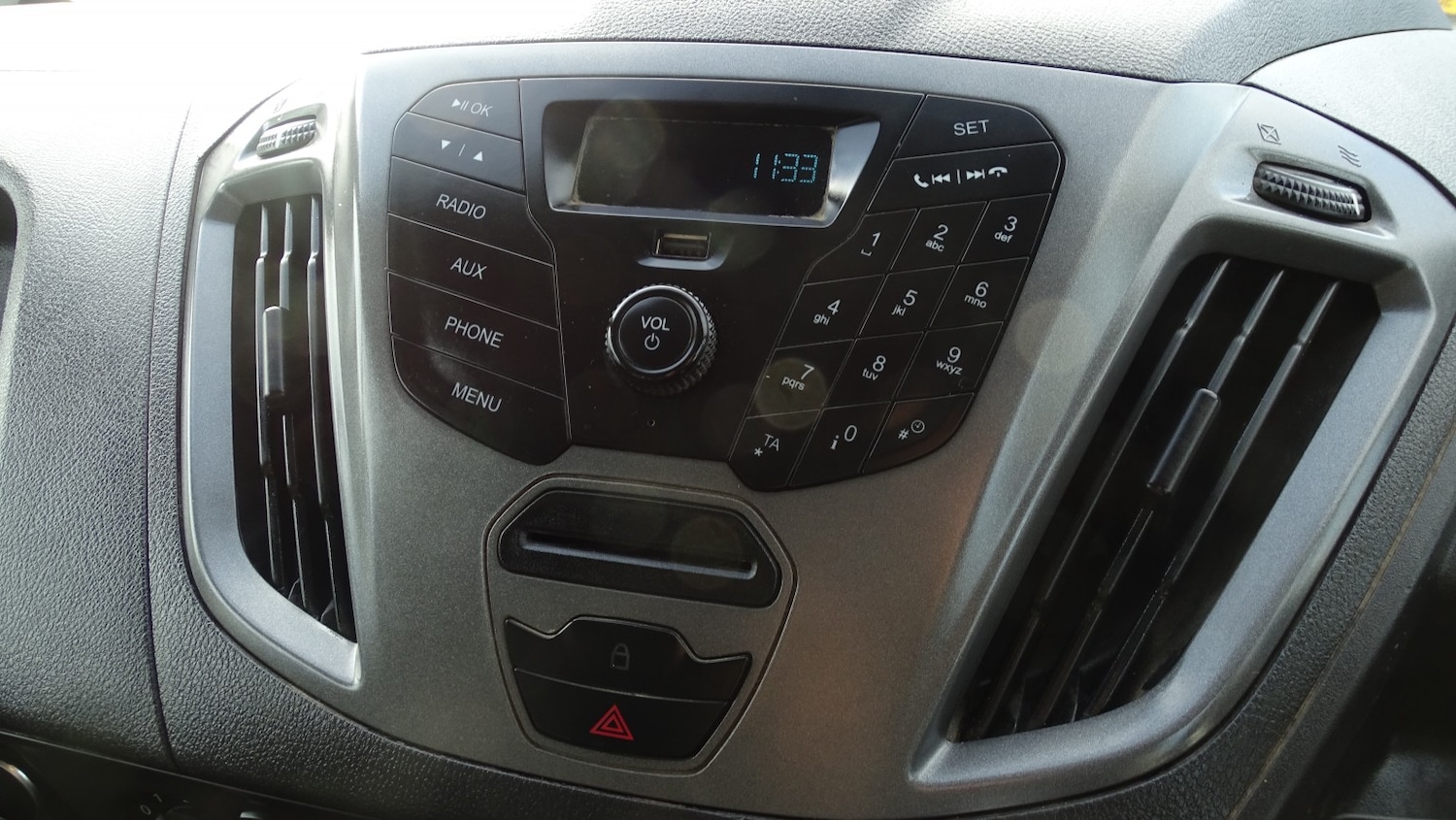 Used Ford Transit Custom 2015 for sale - 76347154: Photo 34