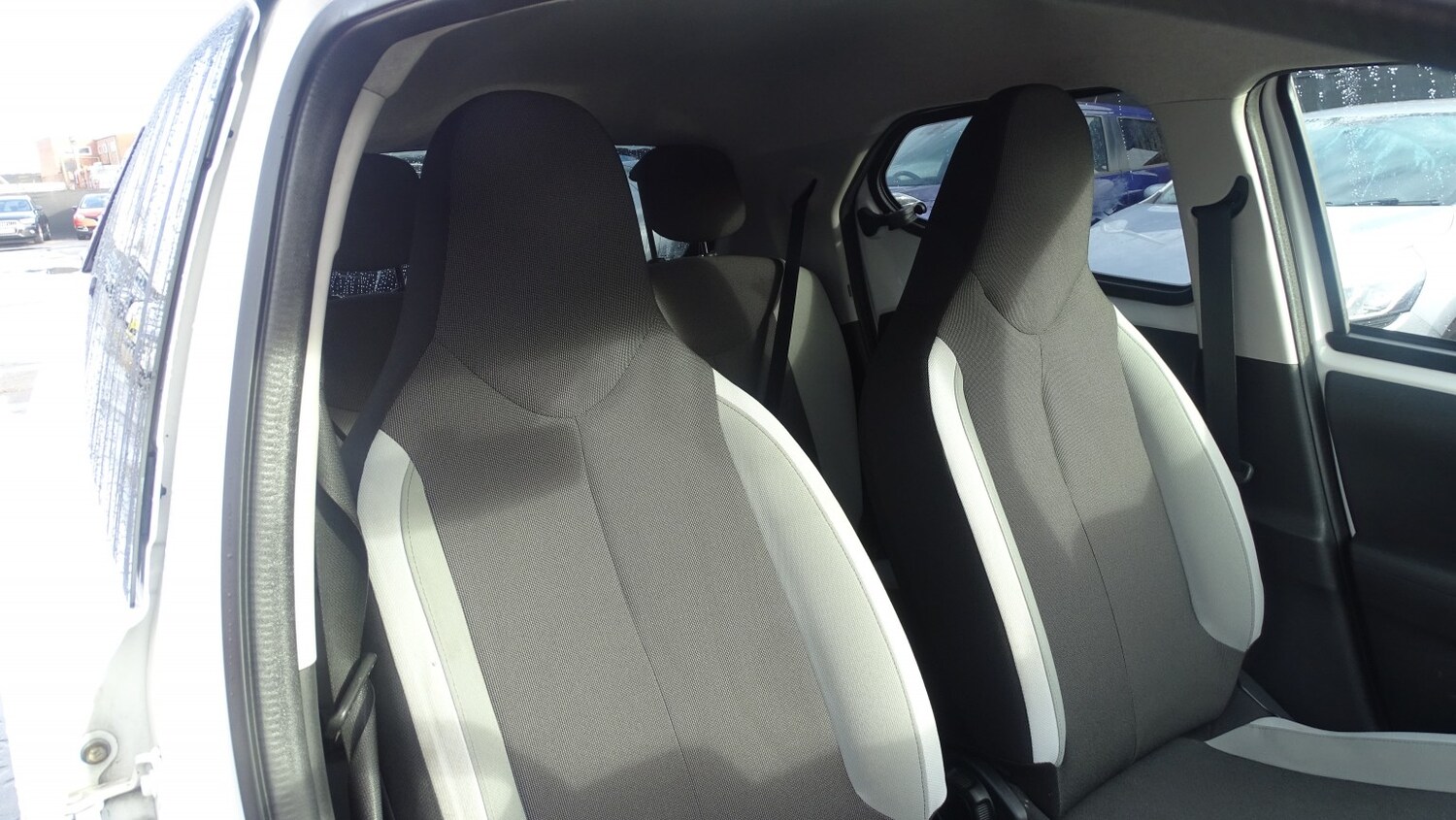 Used Toyota AYGO 2017 for sale - 76836962: Photo 16