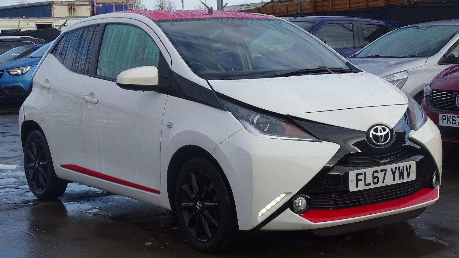 Used Toyota AYGO 2017 for sale - 76836962: Photo 2
