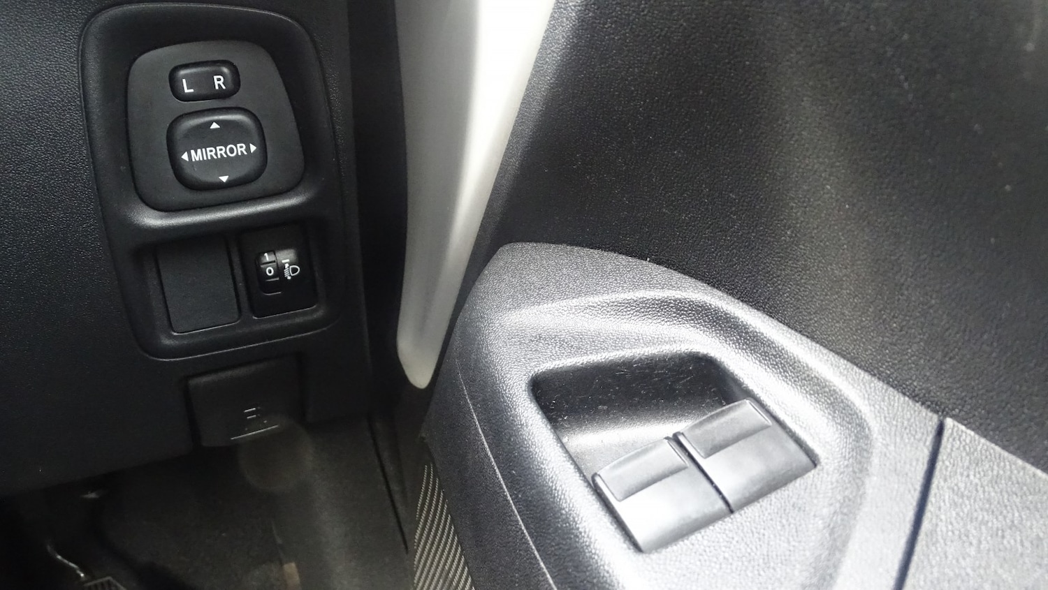 Used Toyota AYGO 2017 for sale - 76836962: Photo 29