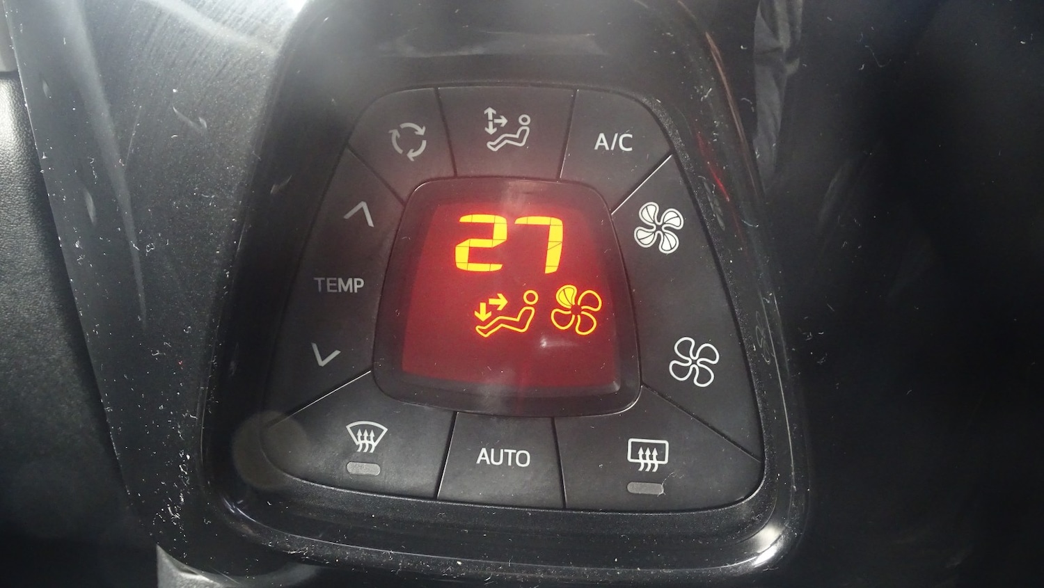 Used Toyota AYGO 2017 for sale - 76836962: Photo 34