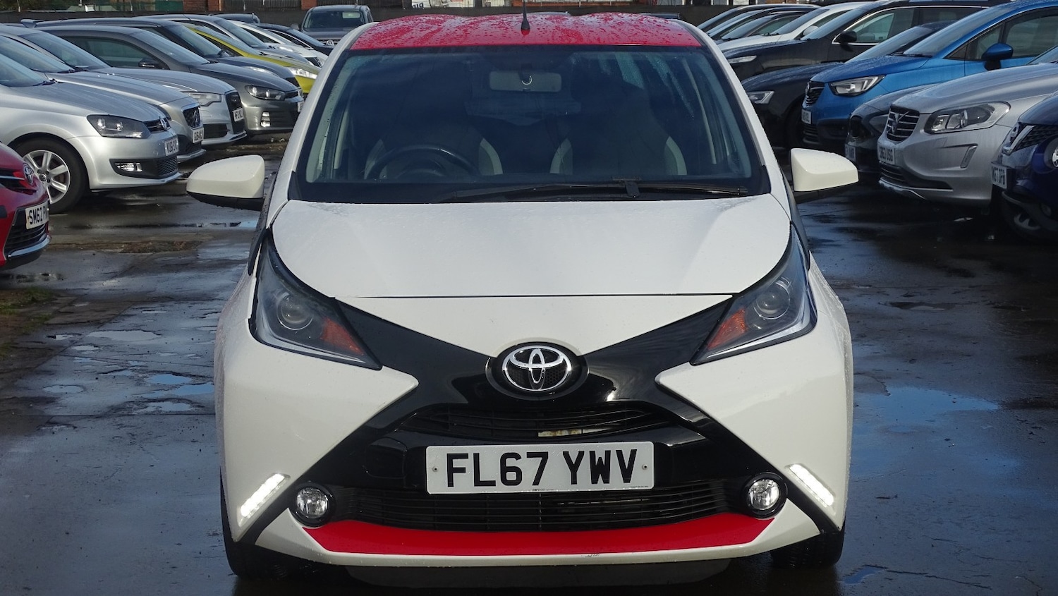 Used Toyota AYGO 2017 for sale - 76836962: Photo 4