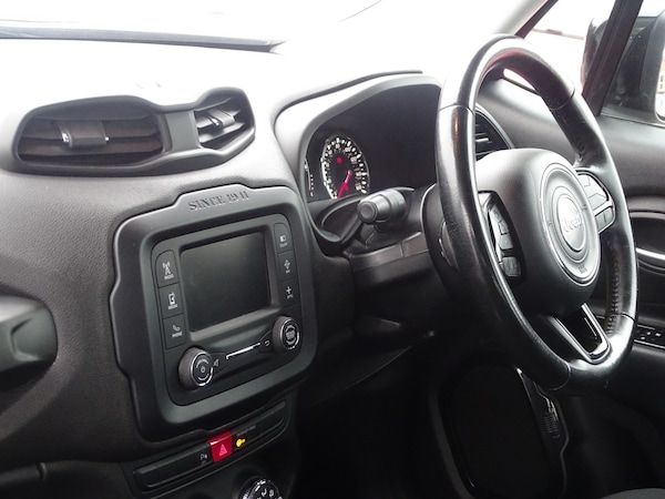 Used Jeep Renegade 2016 for sale - 76198226: Photo 32