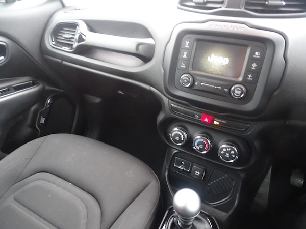 Used Jeep Renegade 2016 for sale - 76198226: Photo 41