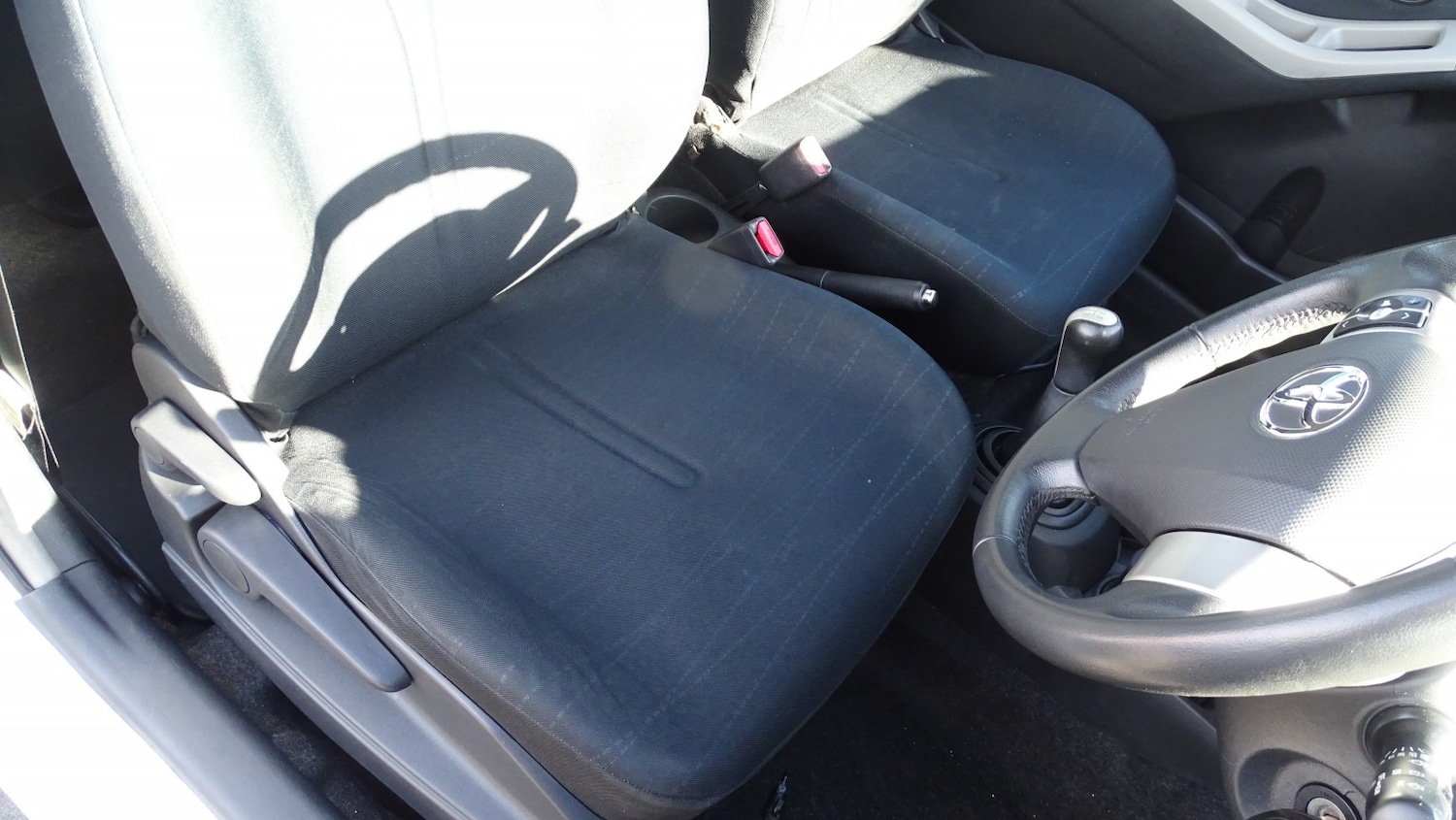 Used Toyota Yaris 2009 for sale - 77721329: Photo 19