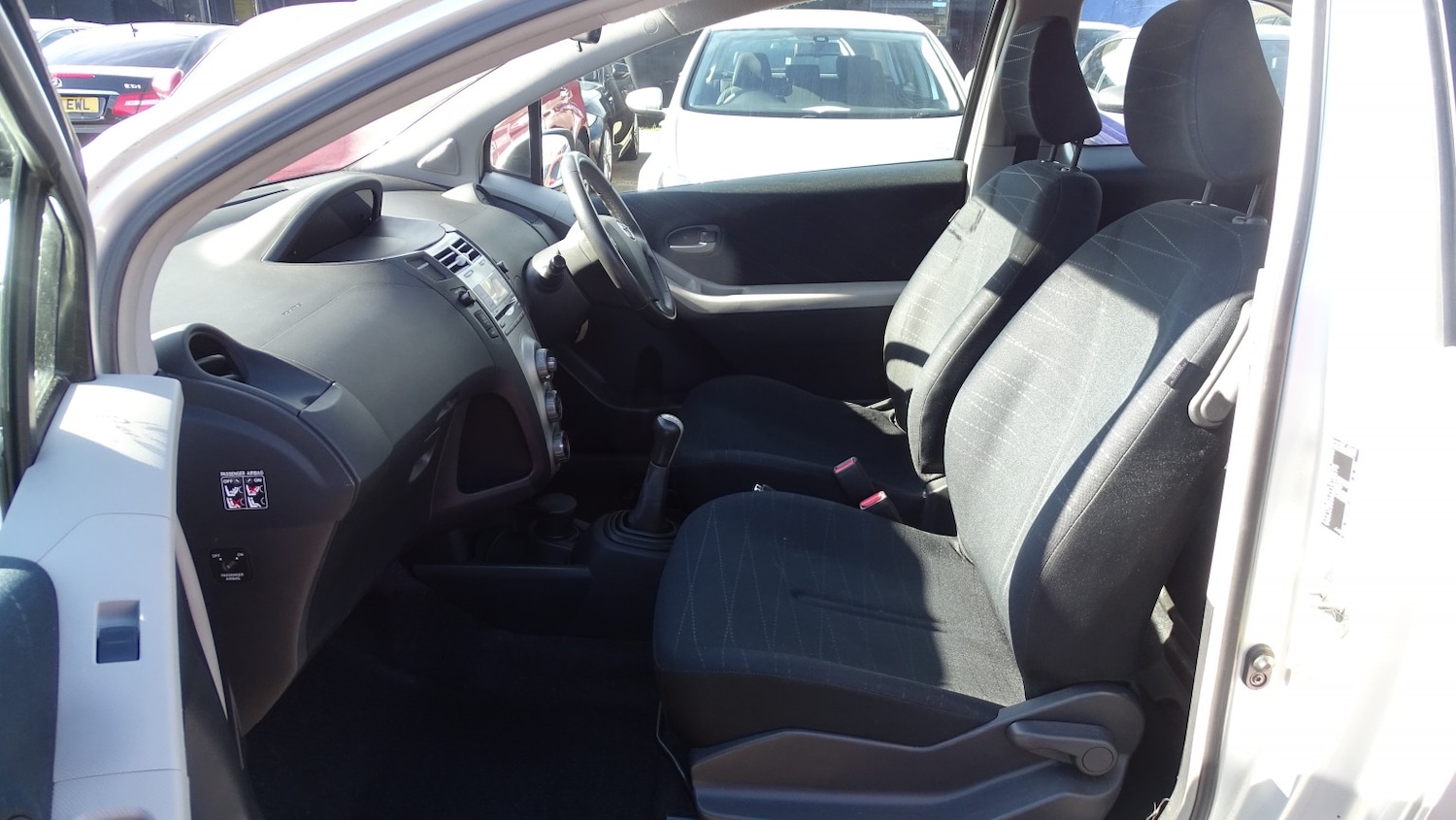 Used Toyota Yaris 2009 for sale - 77721329: Photo 24