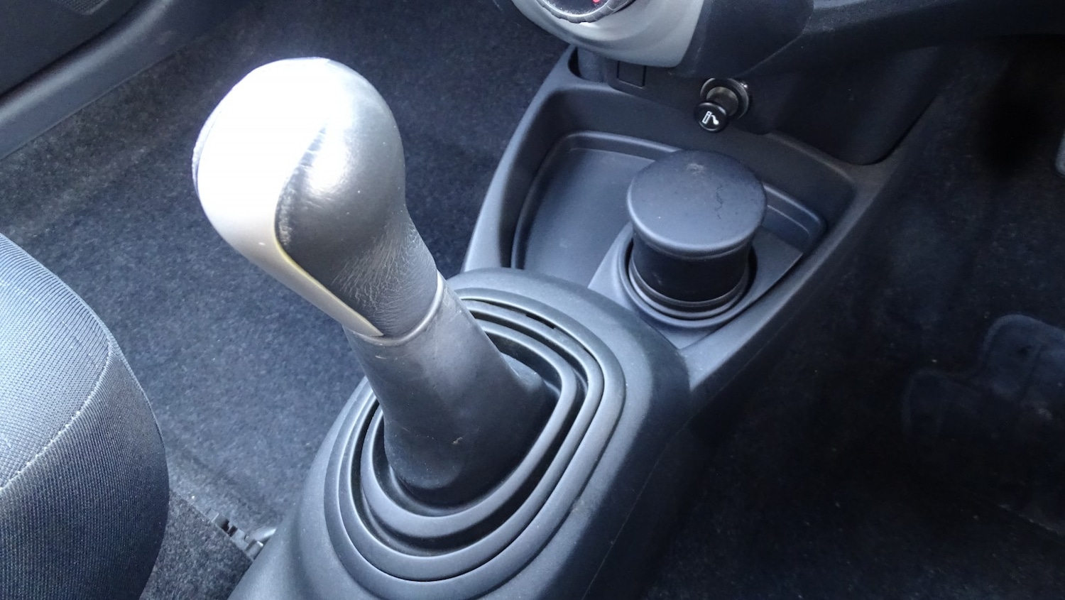 Used Toyota Yaris 2009 for sale - 77721329: Photo 31