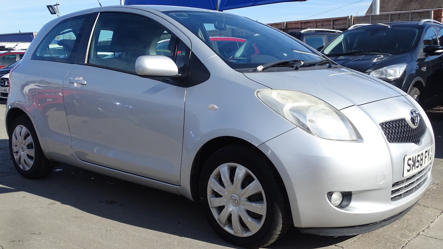 Used Toyota Yaris 2009 for sale - 77721329: Photo 4