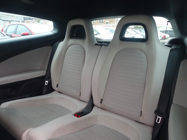 Used Volkswagen Scirocco 2015 for sale - 76257626: Photo 24