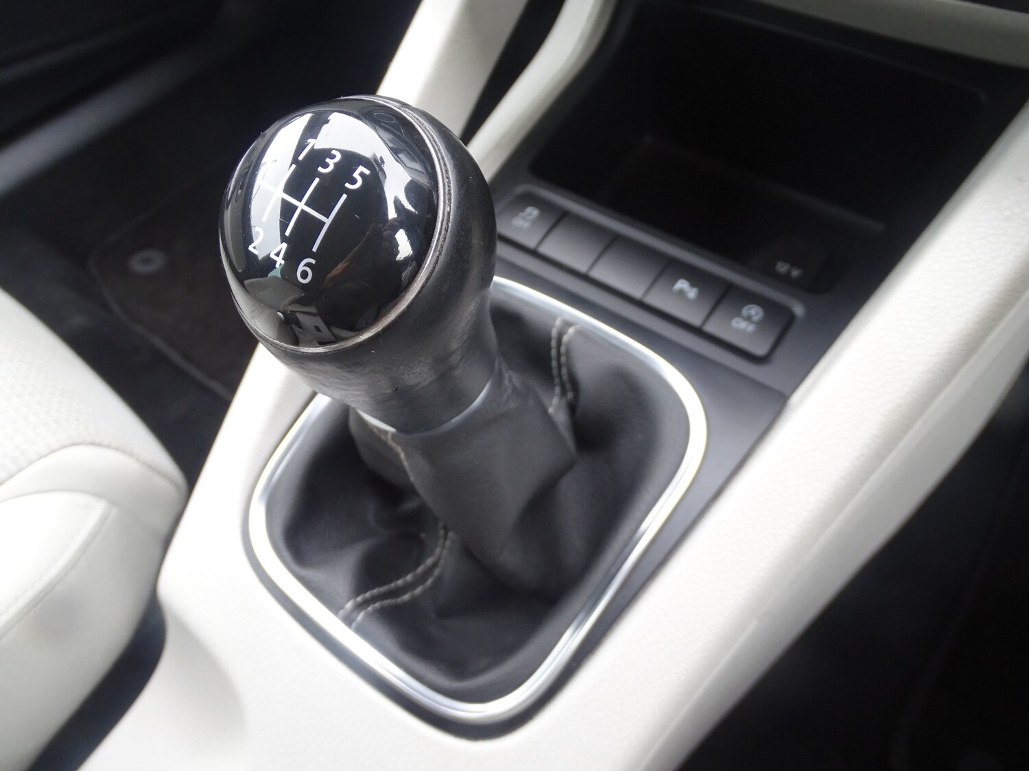 Used Volkswagen Scirocco 2015 for sale - 76257626: Photo 44