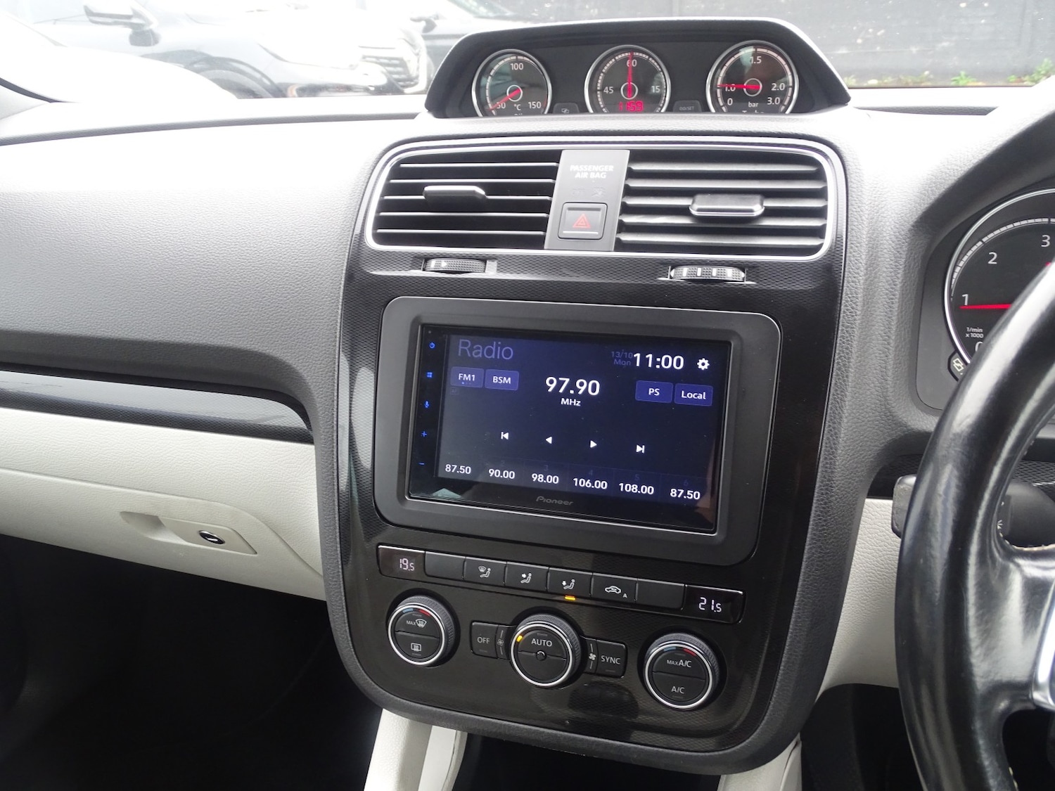 Used Volkswagen Scirocco 2015 for sale - 76257626: Photo 48