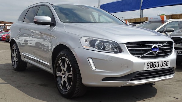Used Volvo XC60 2013 for sale - 74543437: Photo 2