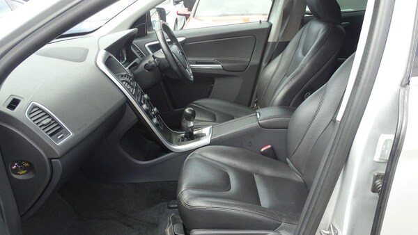 Used Volvo XC60 2013 for sale - 74543437: Photo 38