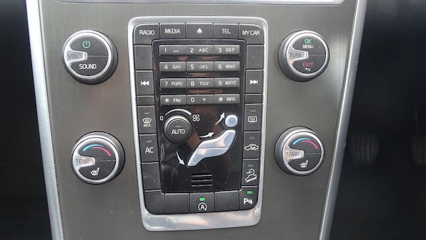 Used Volvo XC60 2013 for sale - 74543437: Photo 50