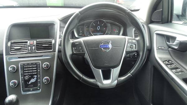 Used Volvo XC60 2013 for sale - 74543437: Photo 51