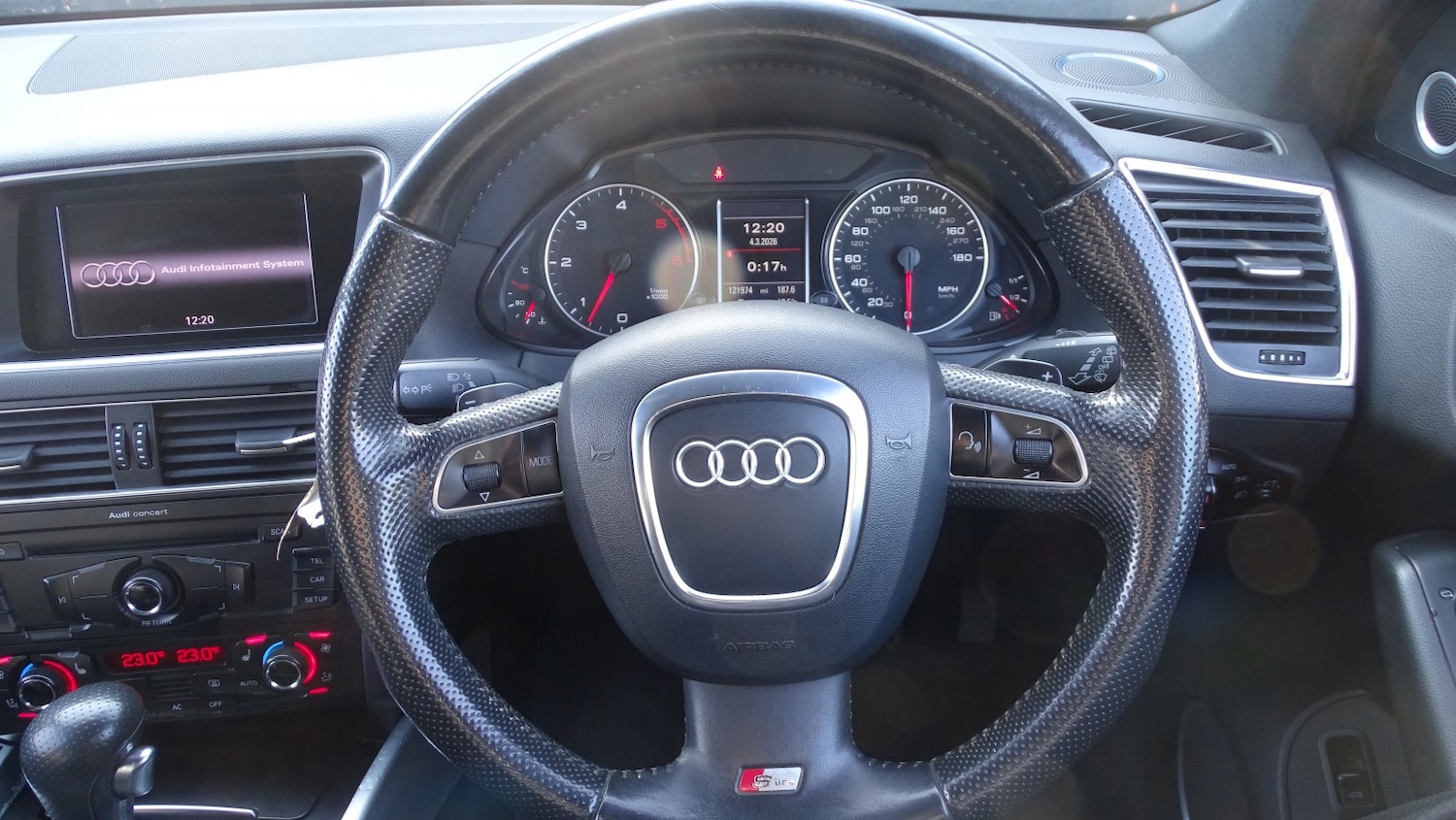 Used Audi Q5 2011 for sale - 77749772: Photo 37