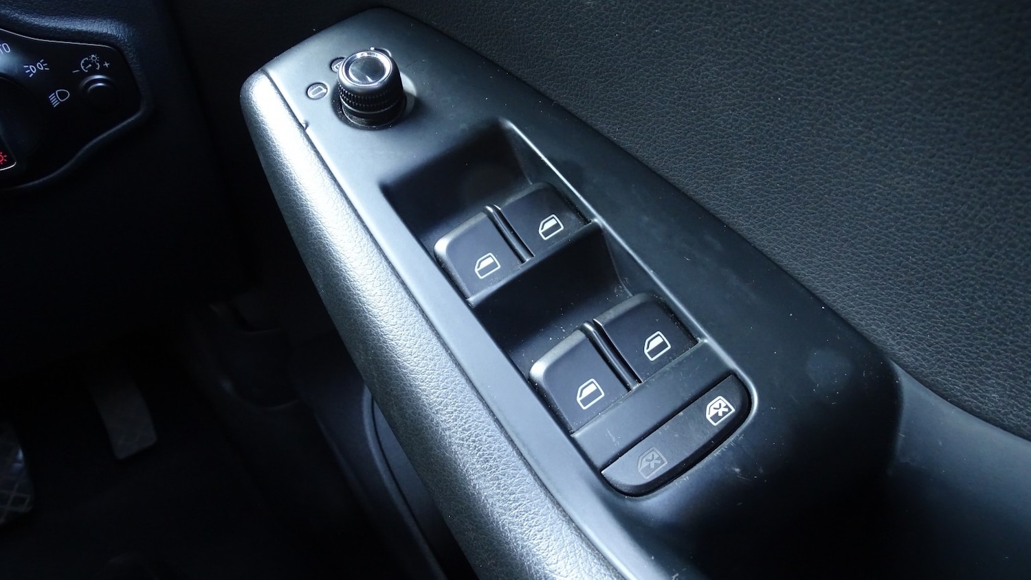 Used Audi Q5 2011 for sale - 77749772: Photo 39