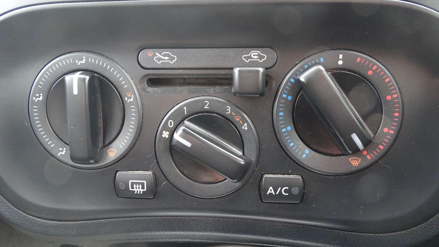 Used Nissan Juke 2014 for sale - 76769317: Photo 36