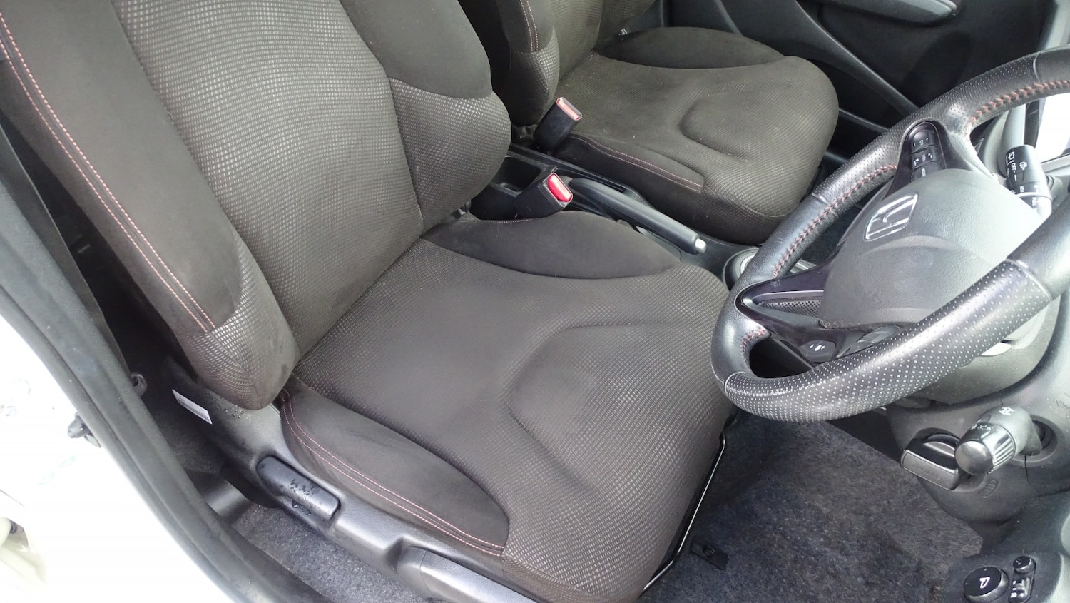 Used Honda Jazz 2024 for sale - 76149386: Photo 30