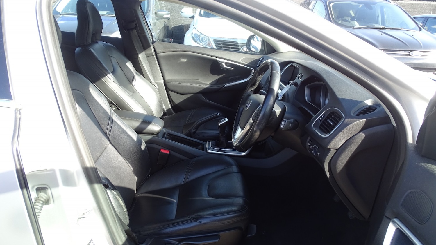 Used Volvo V40 2014 for sale - 78031566: Photo 19