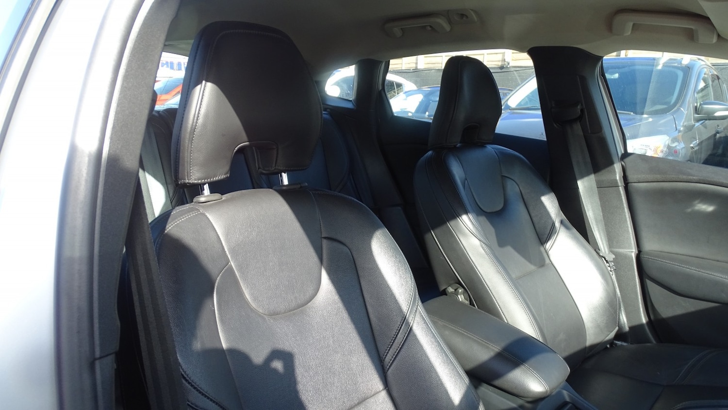 Used Volvo V40 2014 for sale - 78031566: Photo 23