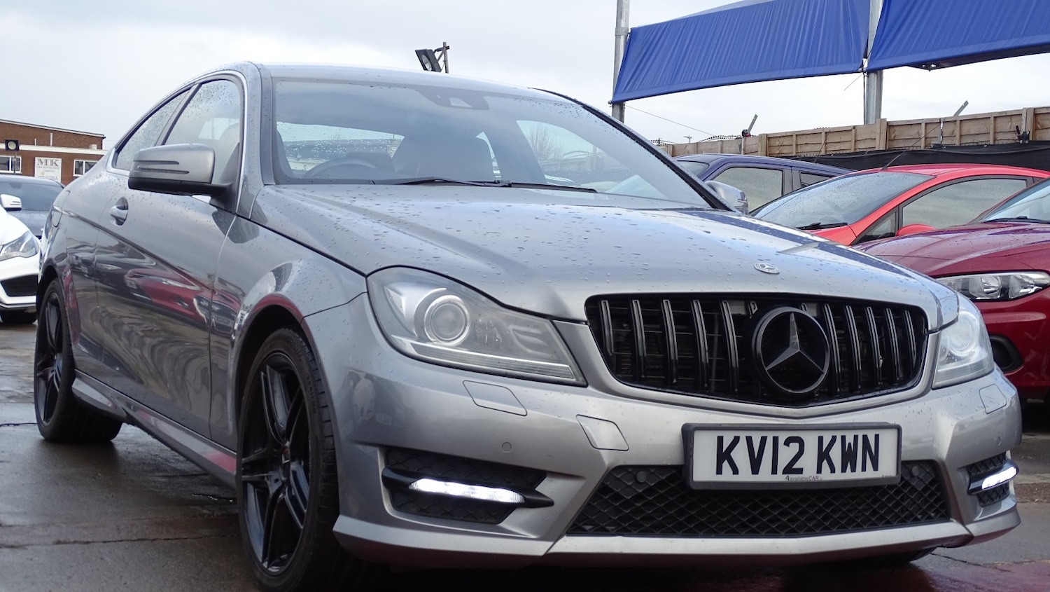 Used Mercedes-Benz C Class 2012 for sale - 77073011: Photo 2