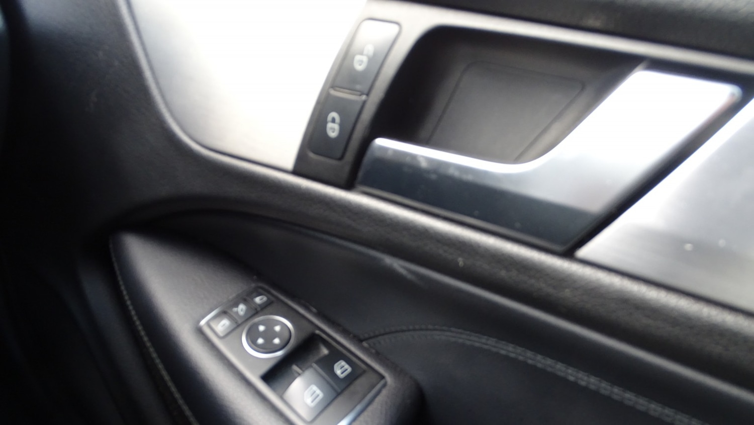 Used Mercedes-Benz C Class 2012 for sale - 77073011: Photo 28