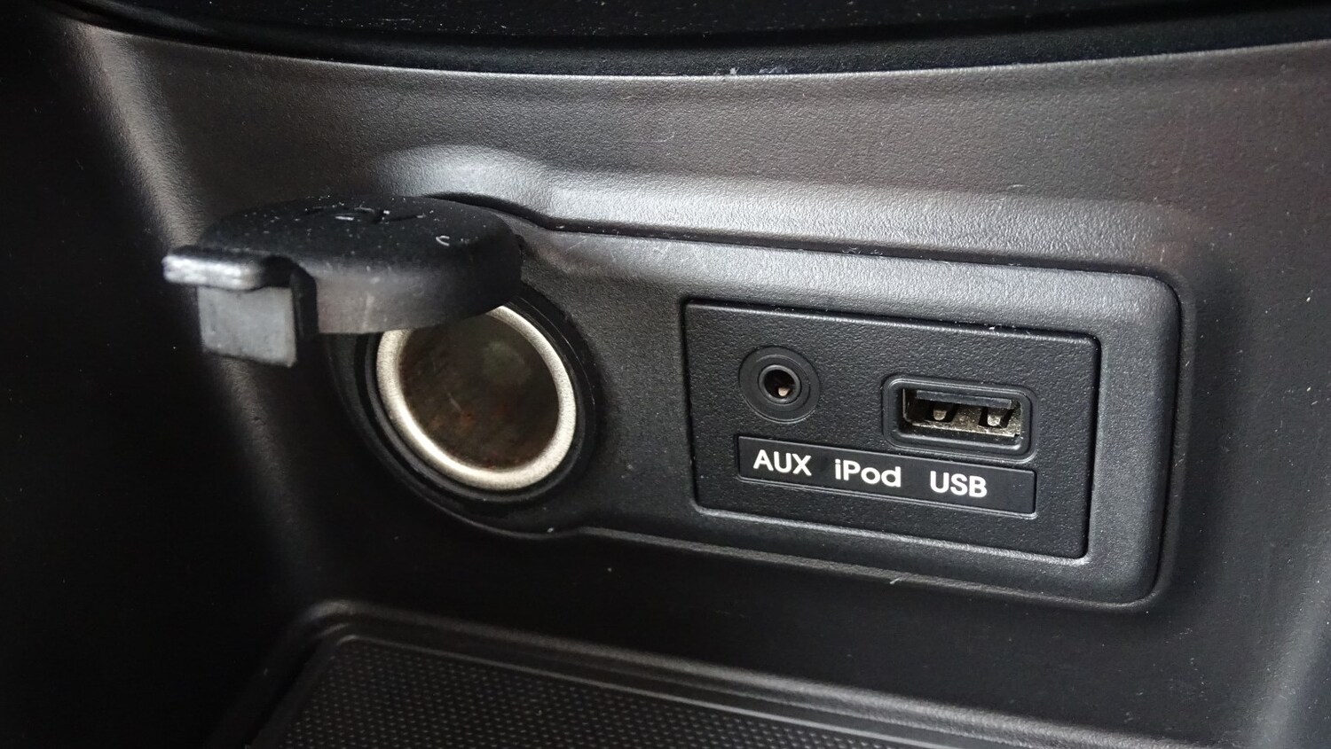 Used Kia Venga 2012 for sale - 78197996: Photo 43