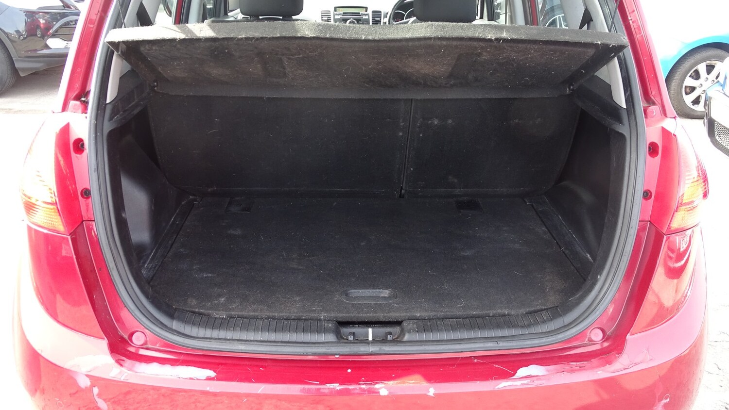 Used Kia Venga 2012 for sale - 78197996: Photo 44