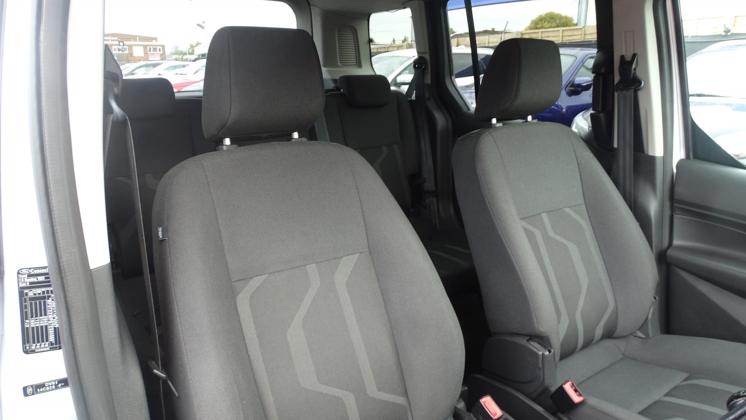 Used Ford Tourneo Connect 2014 for sale - 76134121: Photo 32