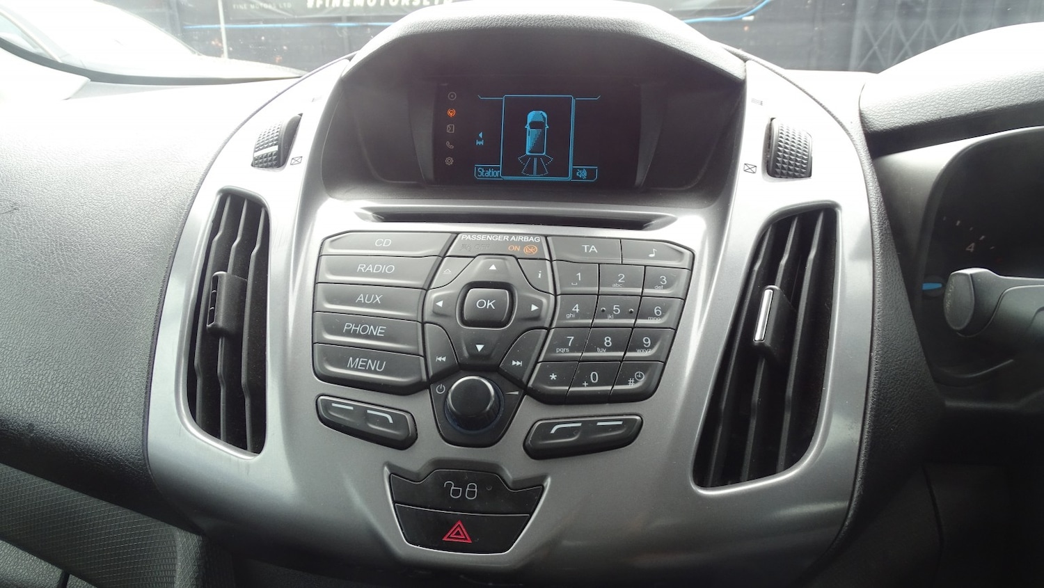 Used Ford Tourneo Connect 2014 for sale - 76134121: Photo 39