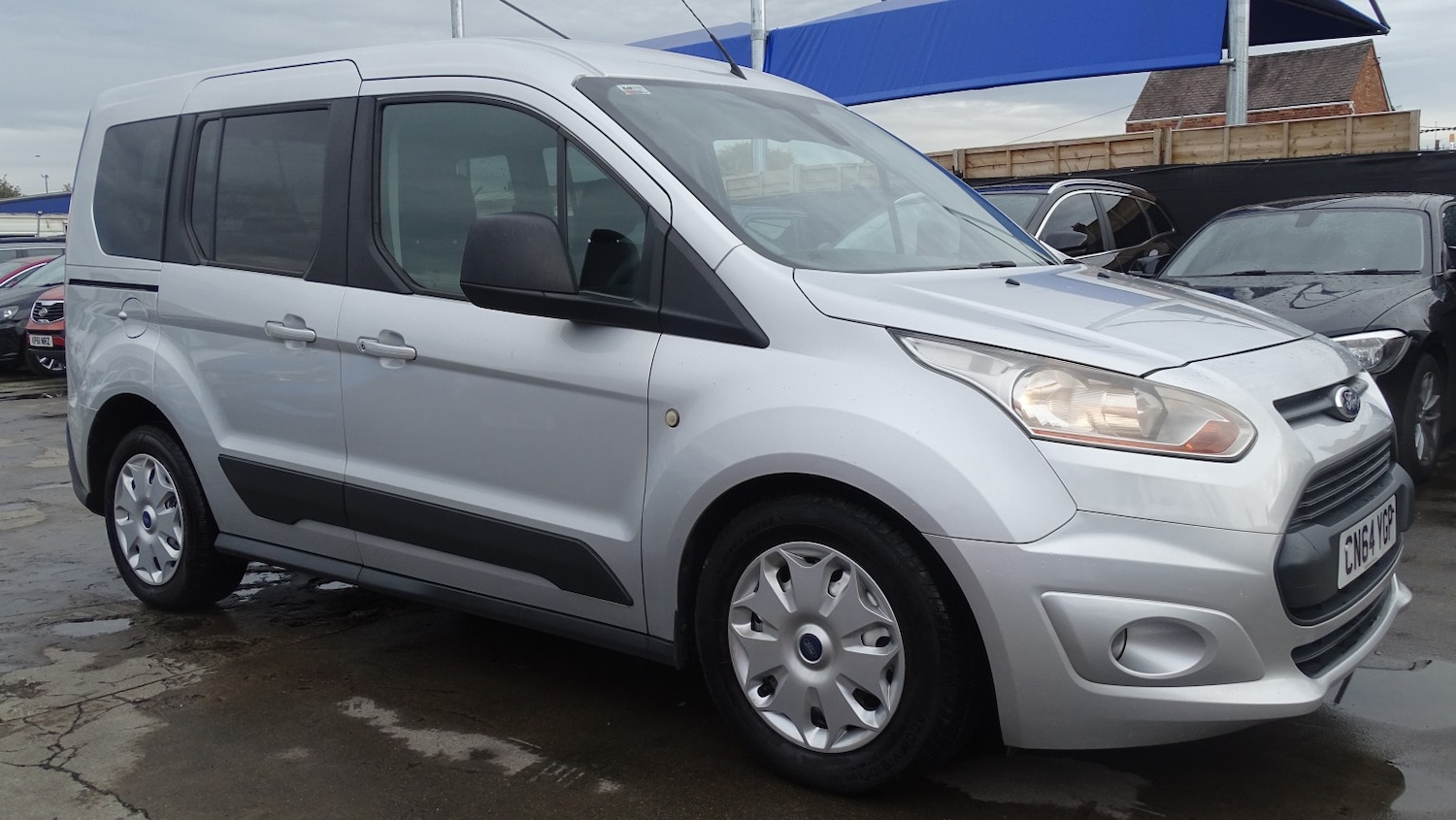 Used Ford Tourneo Connect 2014 for sale - 76134121: Photo 4