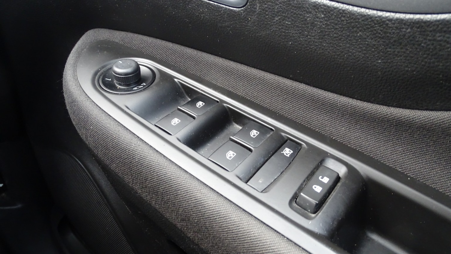 Used Vauxhall Mokka 2013 for sale - 77535924: Photo 28