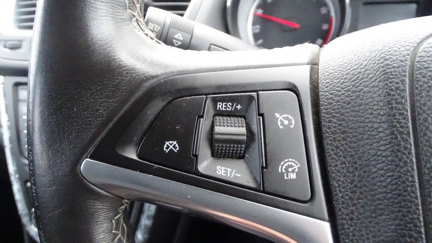 Used Vauxhall Mokka 2013 for sale - 77535924: Photo 30