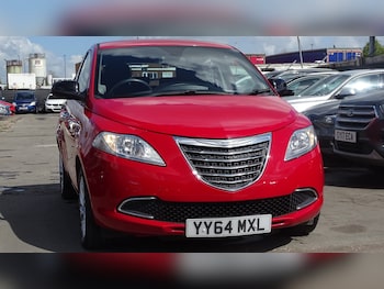 Used Chrysler Ypsilon 2014 for sale - 78229121: Photo