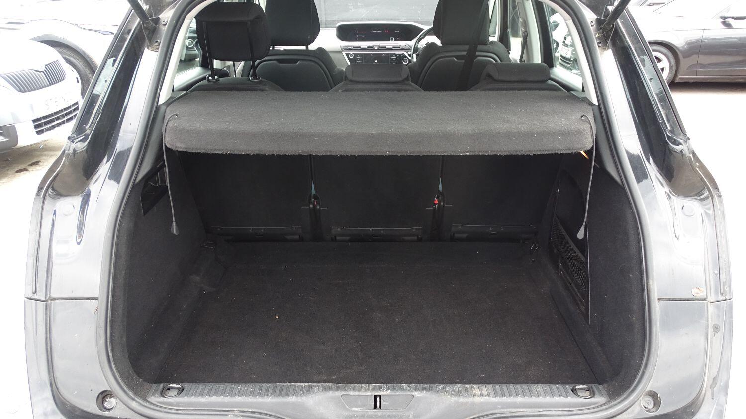 Used Citroen C4 Picasso 2017 for sale - 76794675: Photo 30