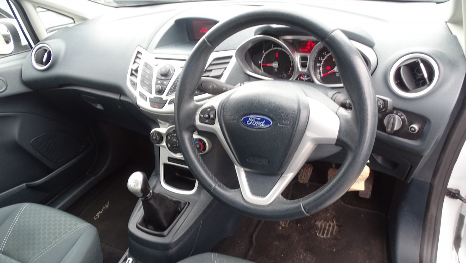 Used Ford Fiesta 2012 for sale - 77721213: Photo 17