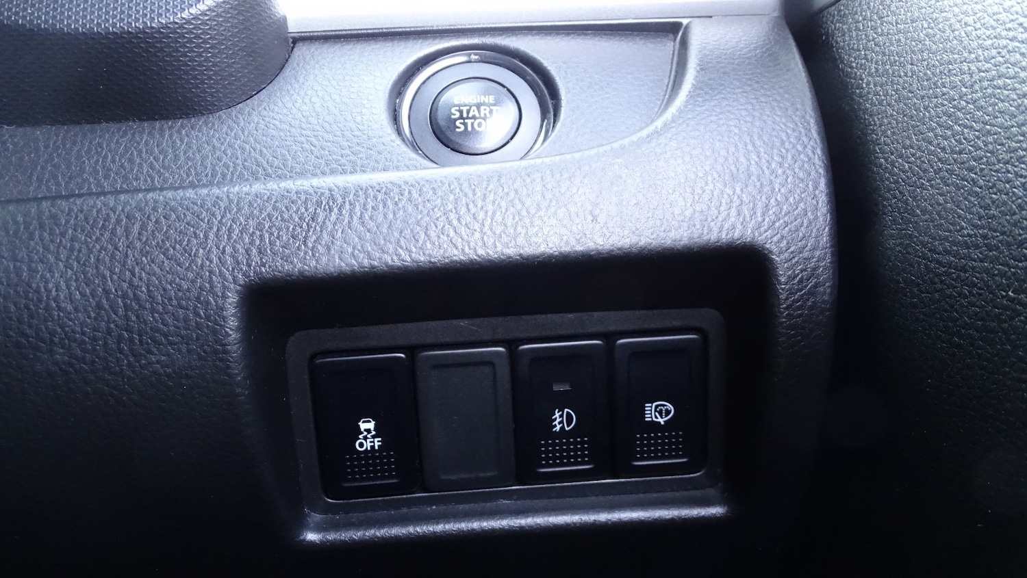 Used Suzuki Swift 2015 for sale - 77385183: Photo 33