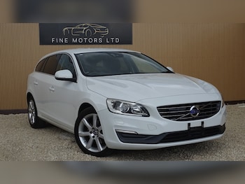 Used Volvo V60 2015 for sale - 78794641: Photo