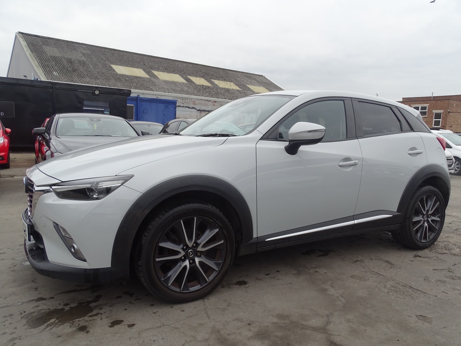 Used Mazda CX-3 2017 for sale - 76305490: Photo 9