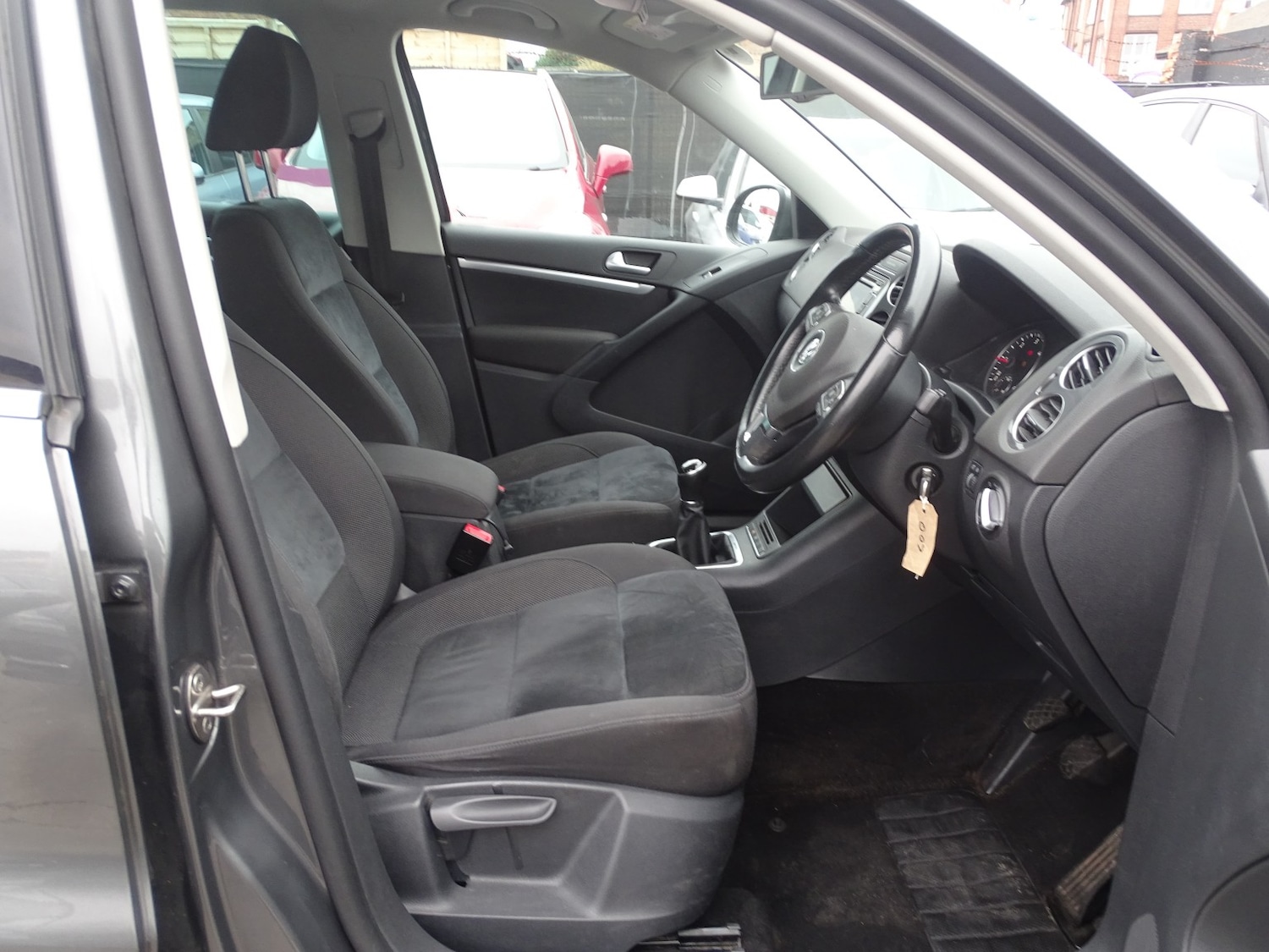 Used Volkswagen Tiguan 2014 for sale - 76305465: Photo 23