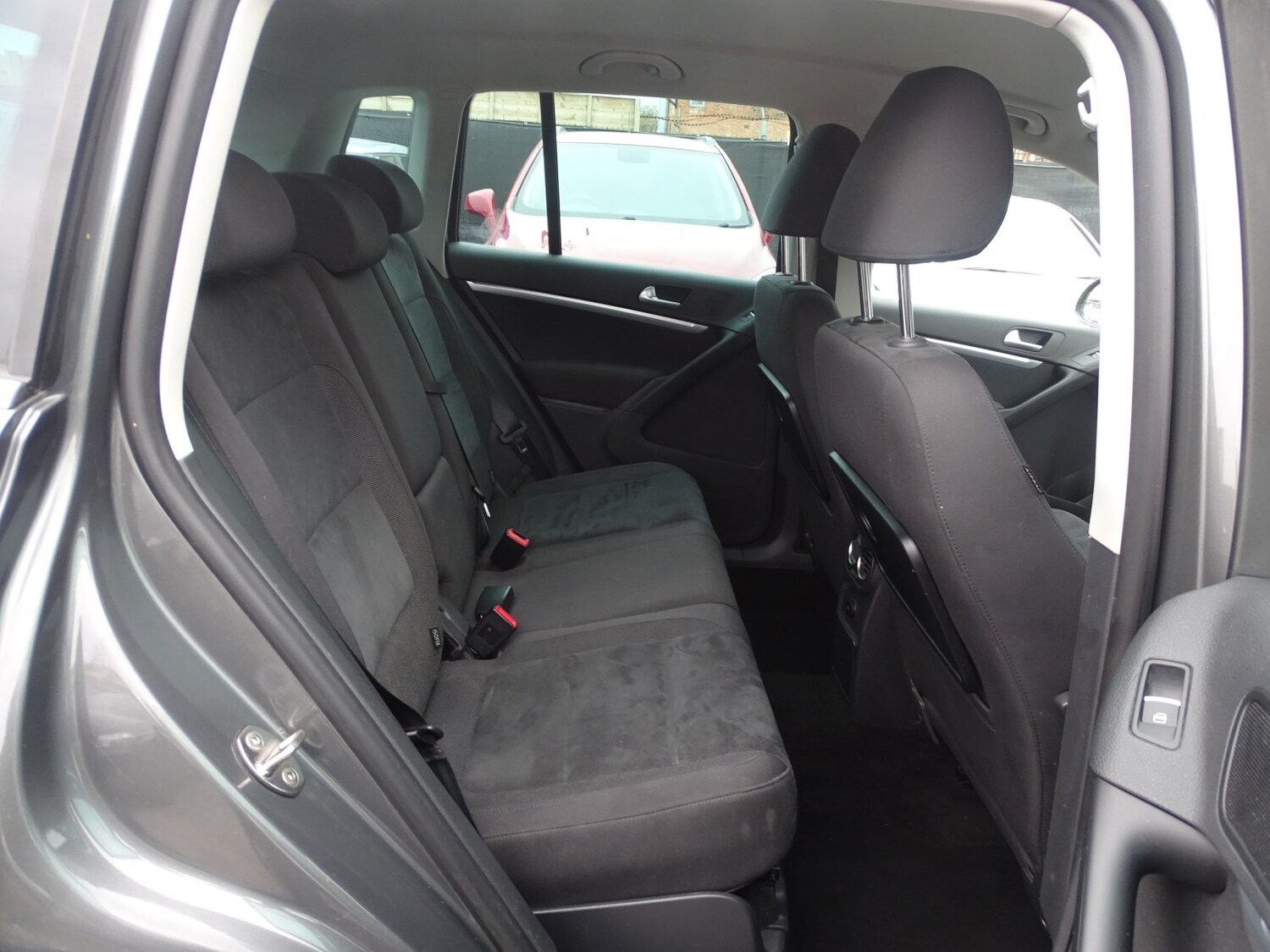 Used Volkswagen Tiguan 2014 for sale - 76305465: Photo 29